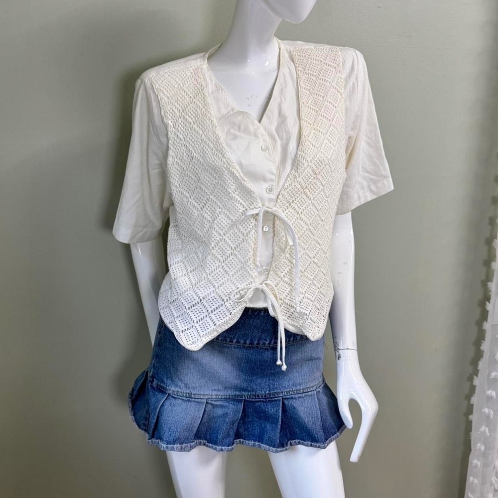Vintage 90s Tap & Co. Cream Blouse with Crochet Vest Overlay – Size M/L  Genuine